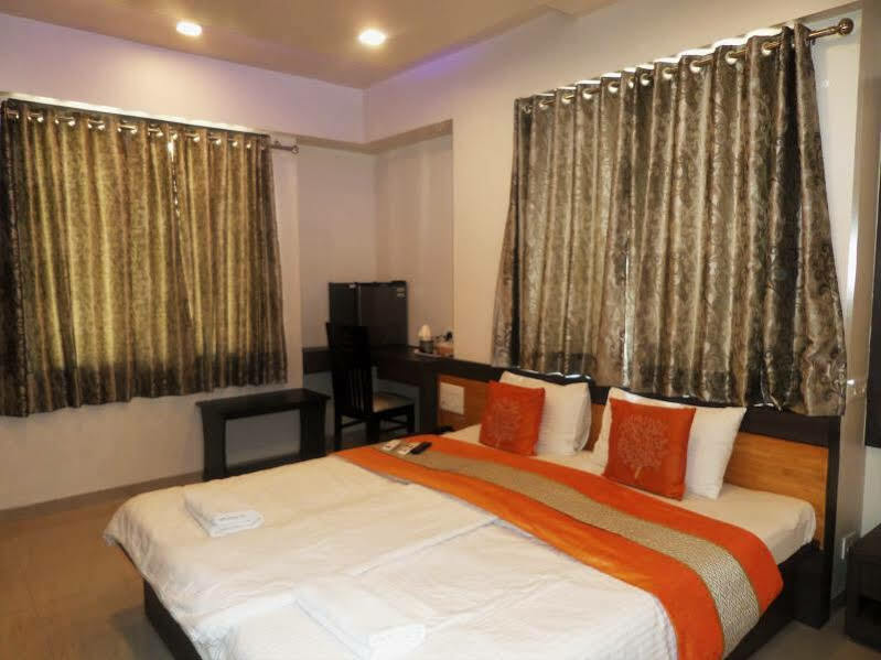 Fabhotel Imperio - Nr Baner Hill Pune Extérieur photo